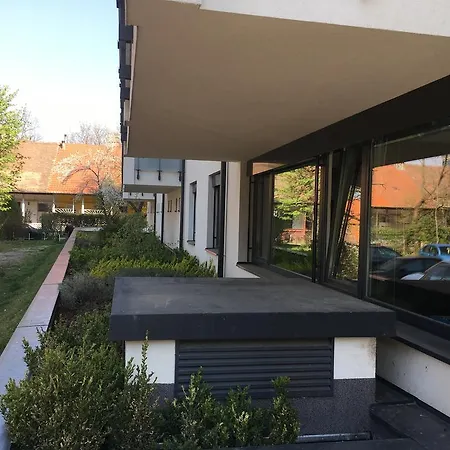 Belle Casa 24