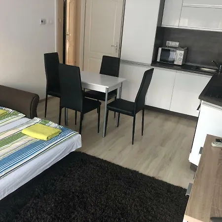 Belle Casa 24